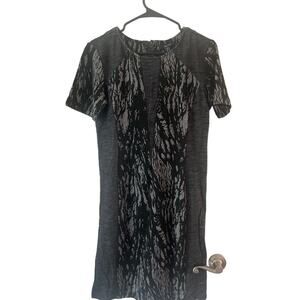 Crazy Line Short Sleeve Knit Dress, Knee Length, Size 10, B88, $42